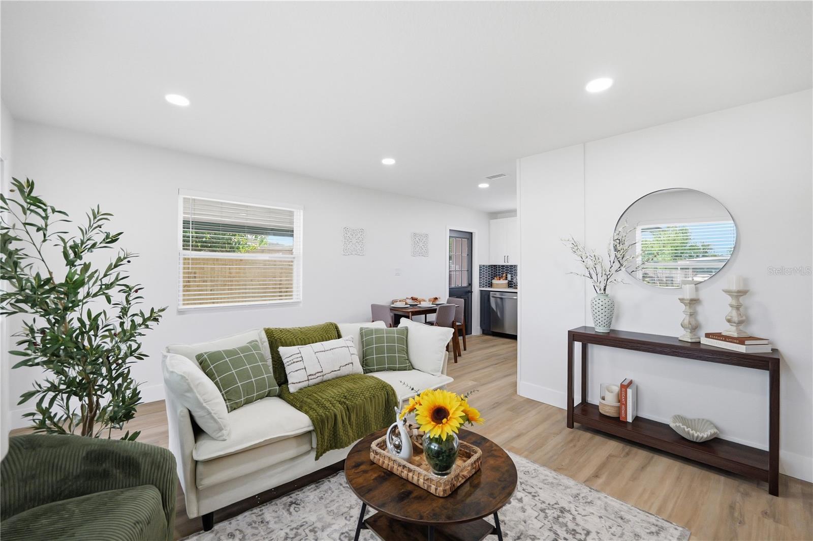 5268 CORAL WAY N, ST PETERSBURG, FL — photo 15