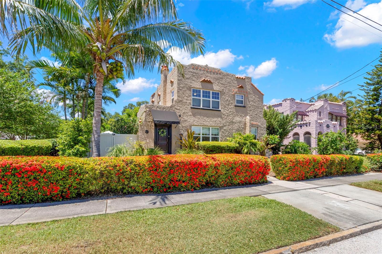 1125 11TH AVE NE, ST PETERSBURG, FL — photo 2