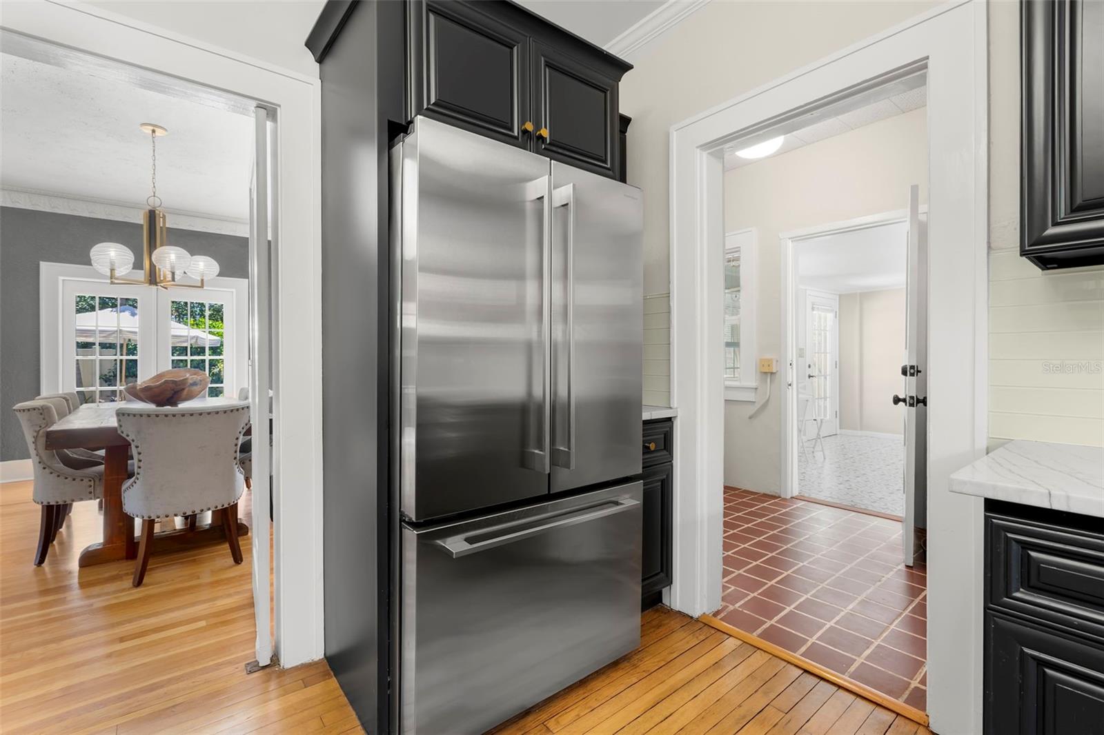 1125 11TH AVE NE, ST PETERSBURG, FL — photo 15
