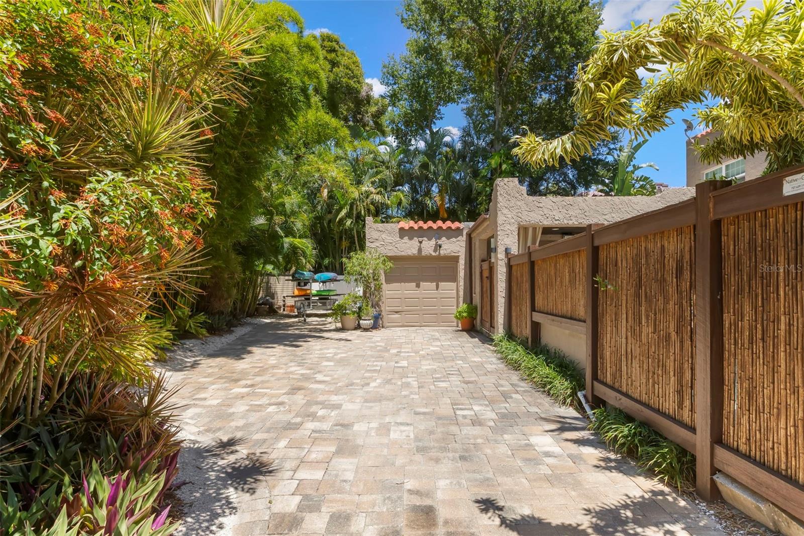 1125 11TH AVE NE, ST PETERSBURG, FL — photo 36