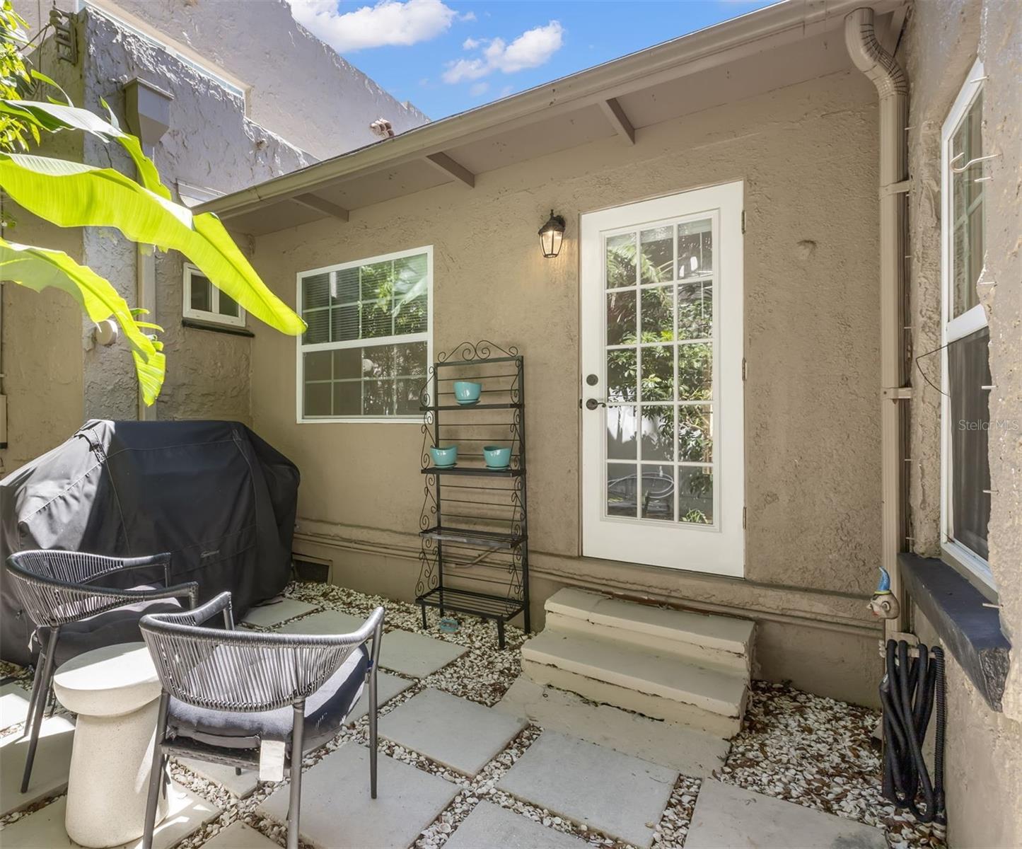 1125 11TH AVE NE, ST PETERSBURG, FL — photo 38