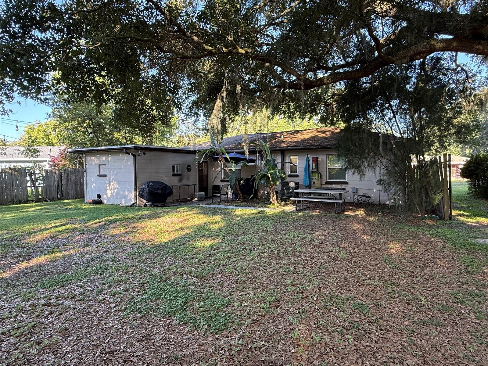 3142 HENDERSON CIR W, LAKELAND, FL — photo 33