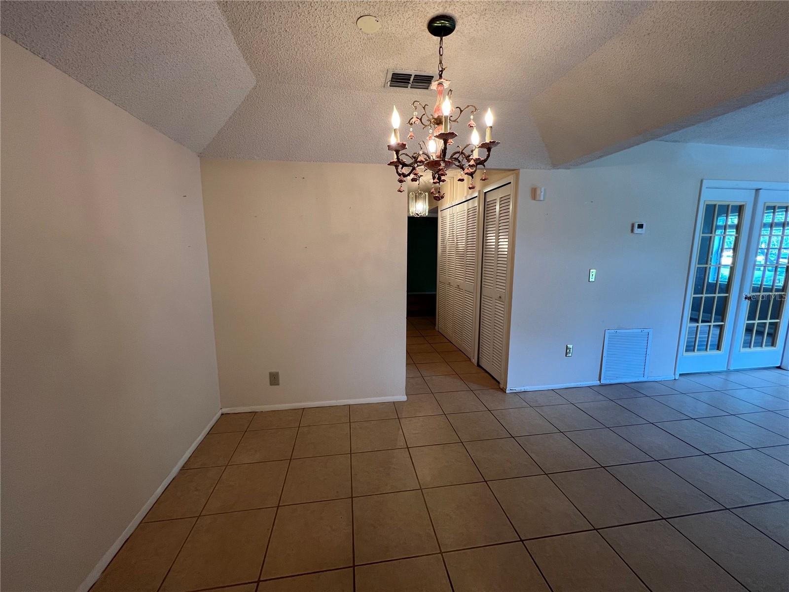 11940 SKYLAKE PL #11940-A, TEMPLE TERRACE, FL — photo 8