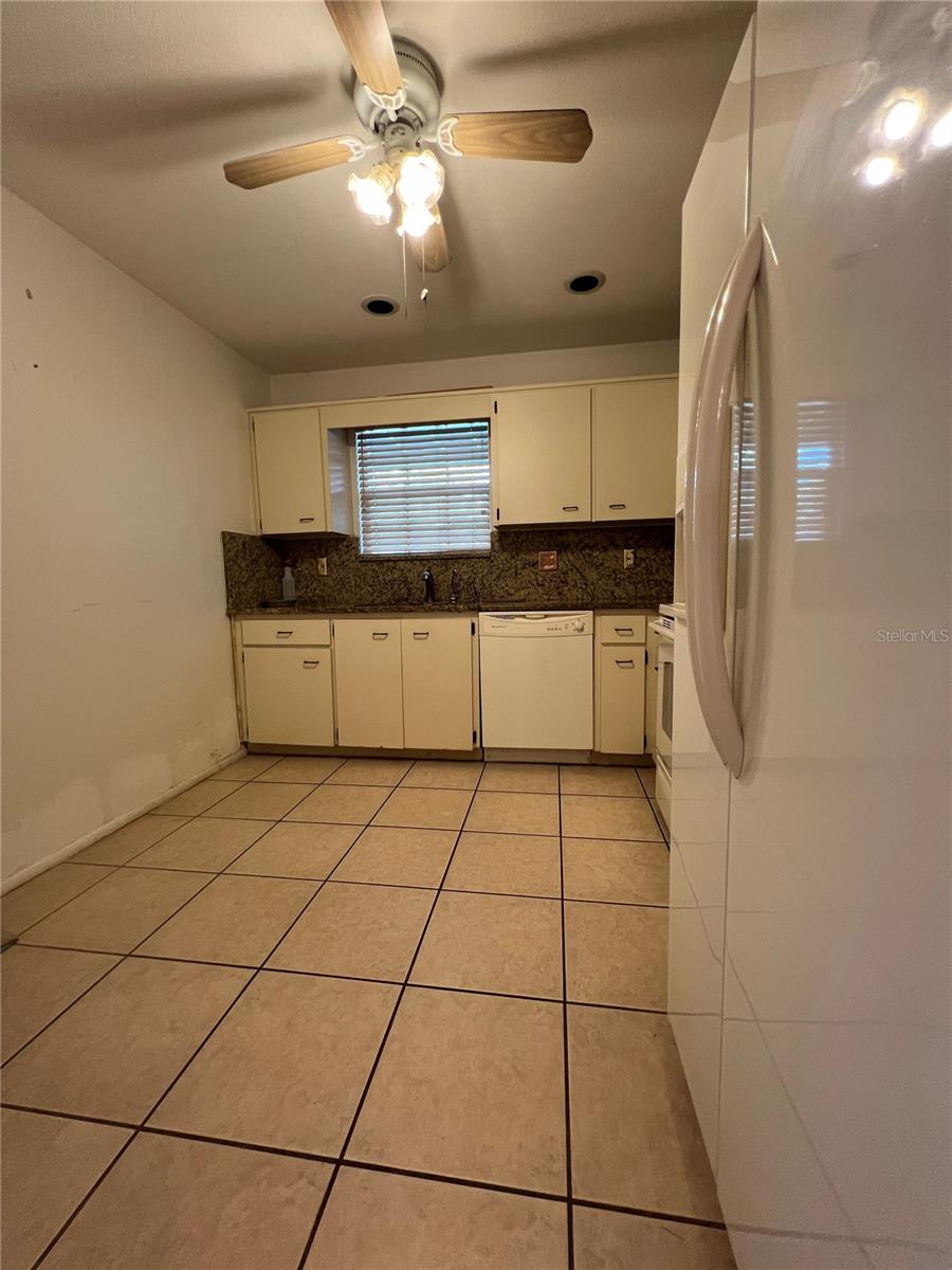 11940 SKYLAKE PL #11940-A, TEMPLE TERRACE, FL — photo 10
