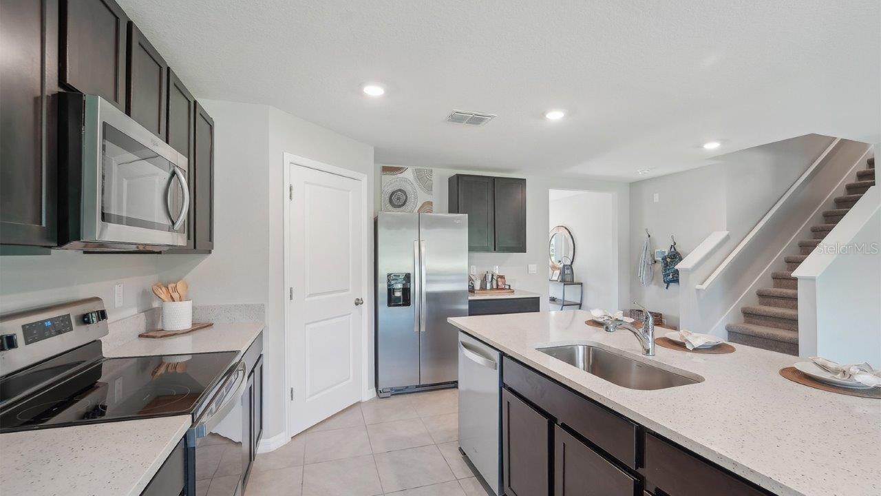 15017 CROSSHALL STREAM DR, WIMAUMA, FL — photo 4