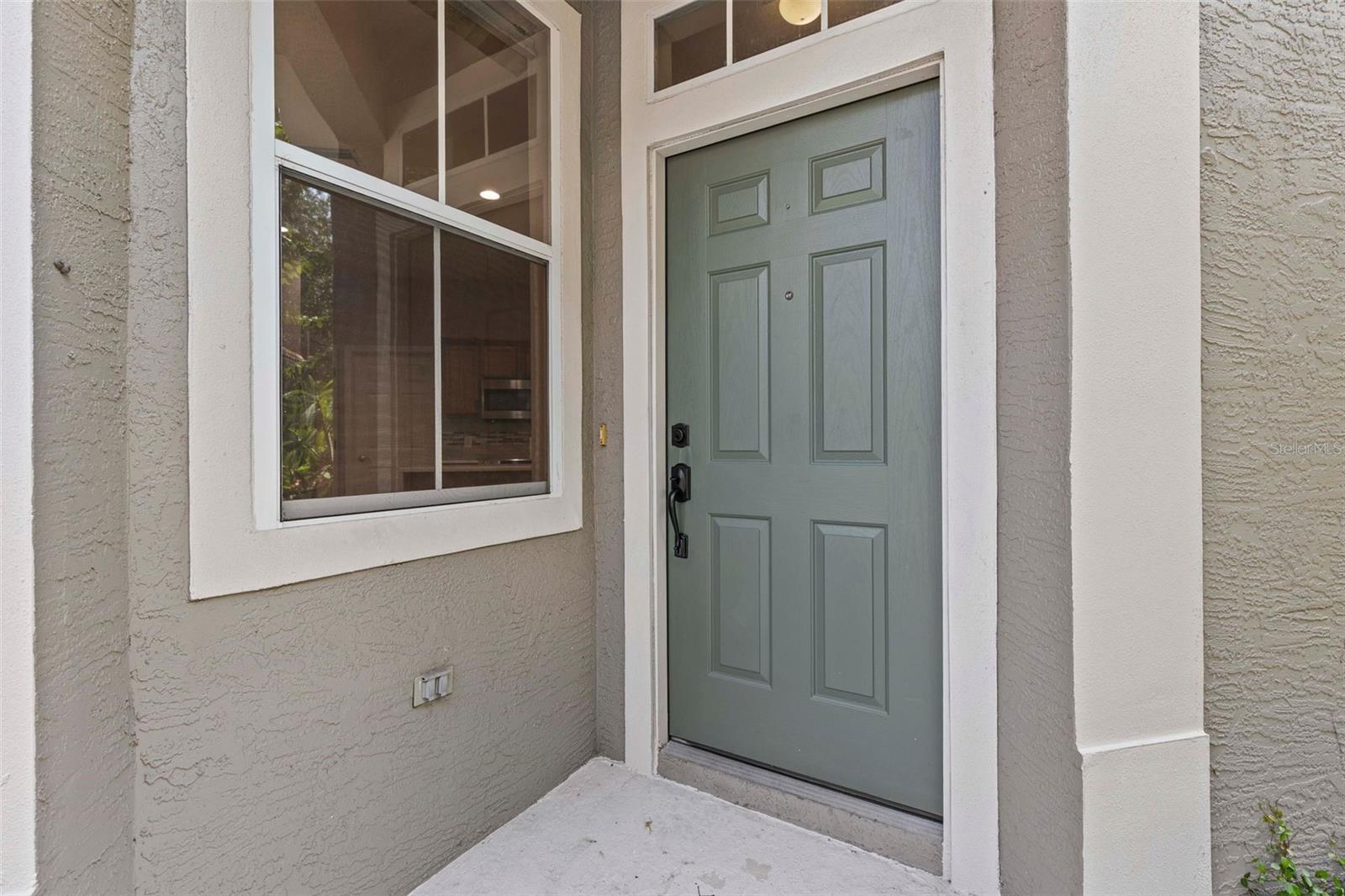 3350 COVERED BRIDGE DR W, DUNEDIN, FL — photo 2