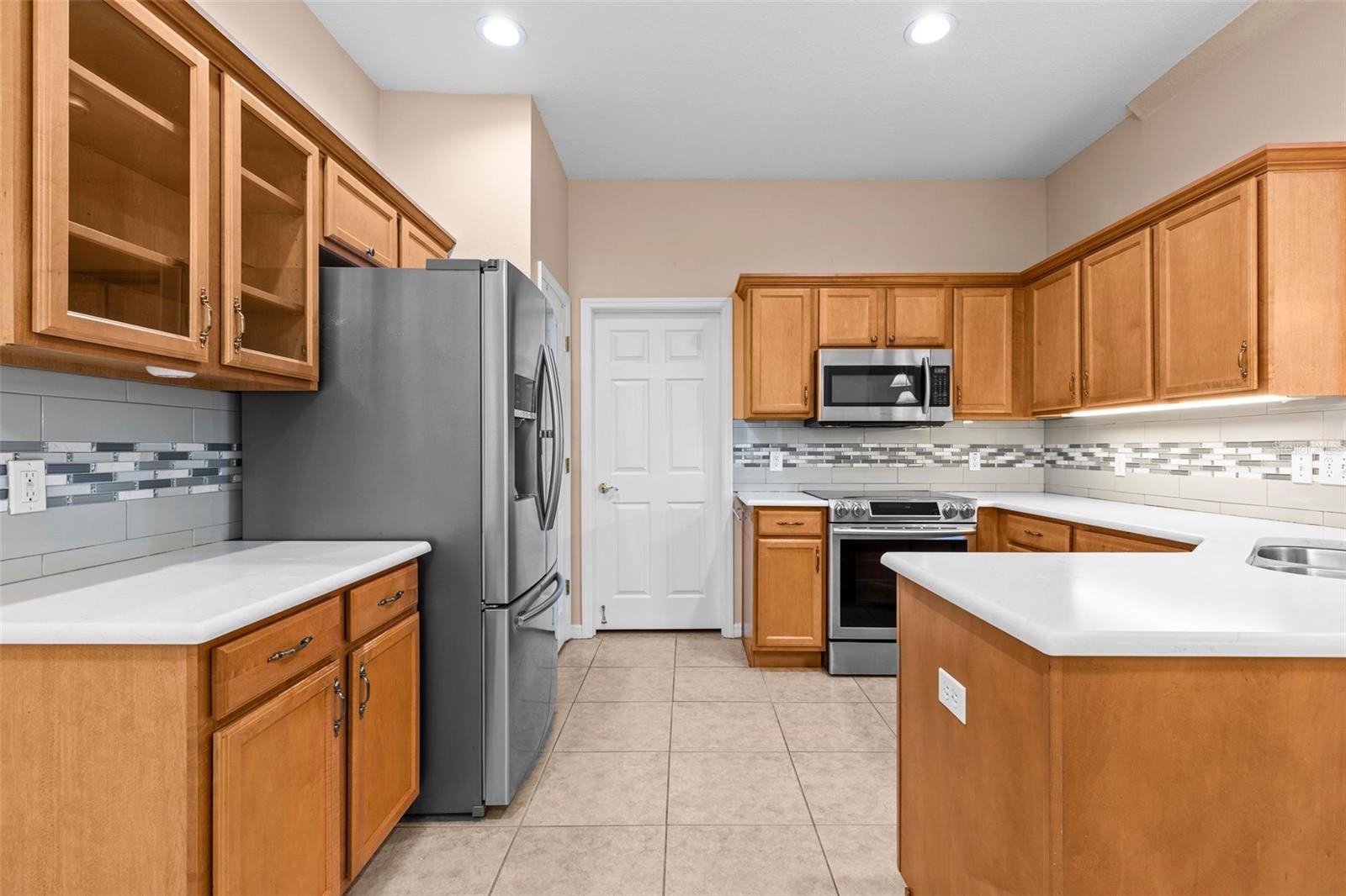 3350 COVERED BRIDGE DR W, DUNEDIN, FL — photo 13