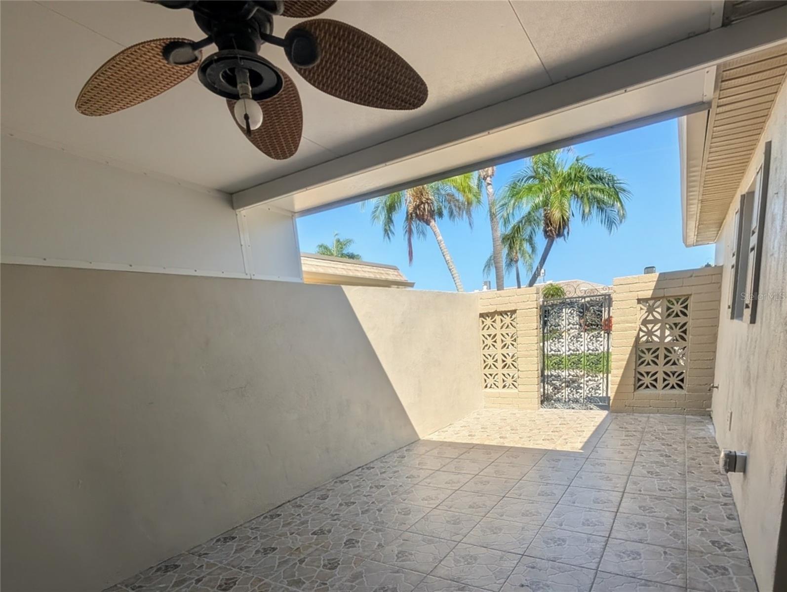 542 BOCA CIEGA POINT BLVD N #2108, MADEIRA BEACH, FL — photo 4
