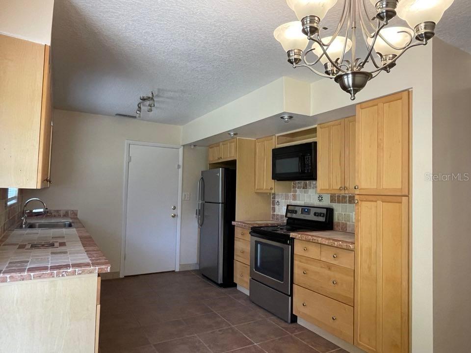 512 GALLOWAY AVE, DELTONA, FL — photo 4