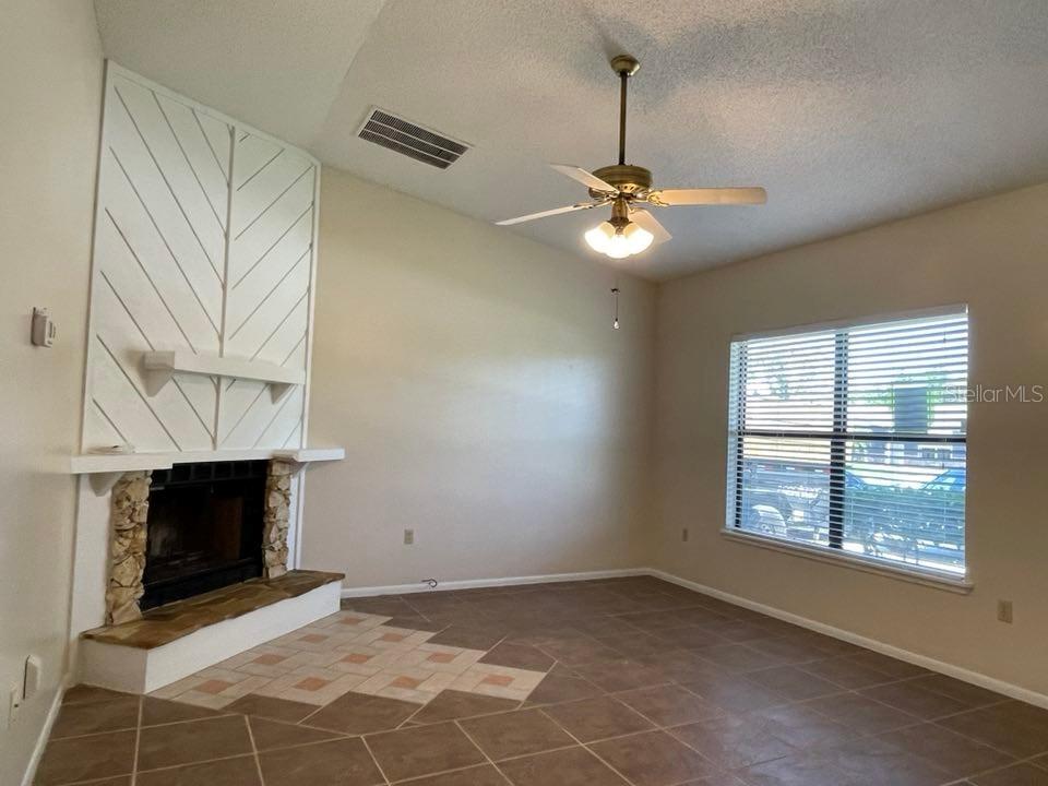512 GALLOWAY AVE, DELTONA, FL — photo 9