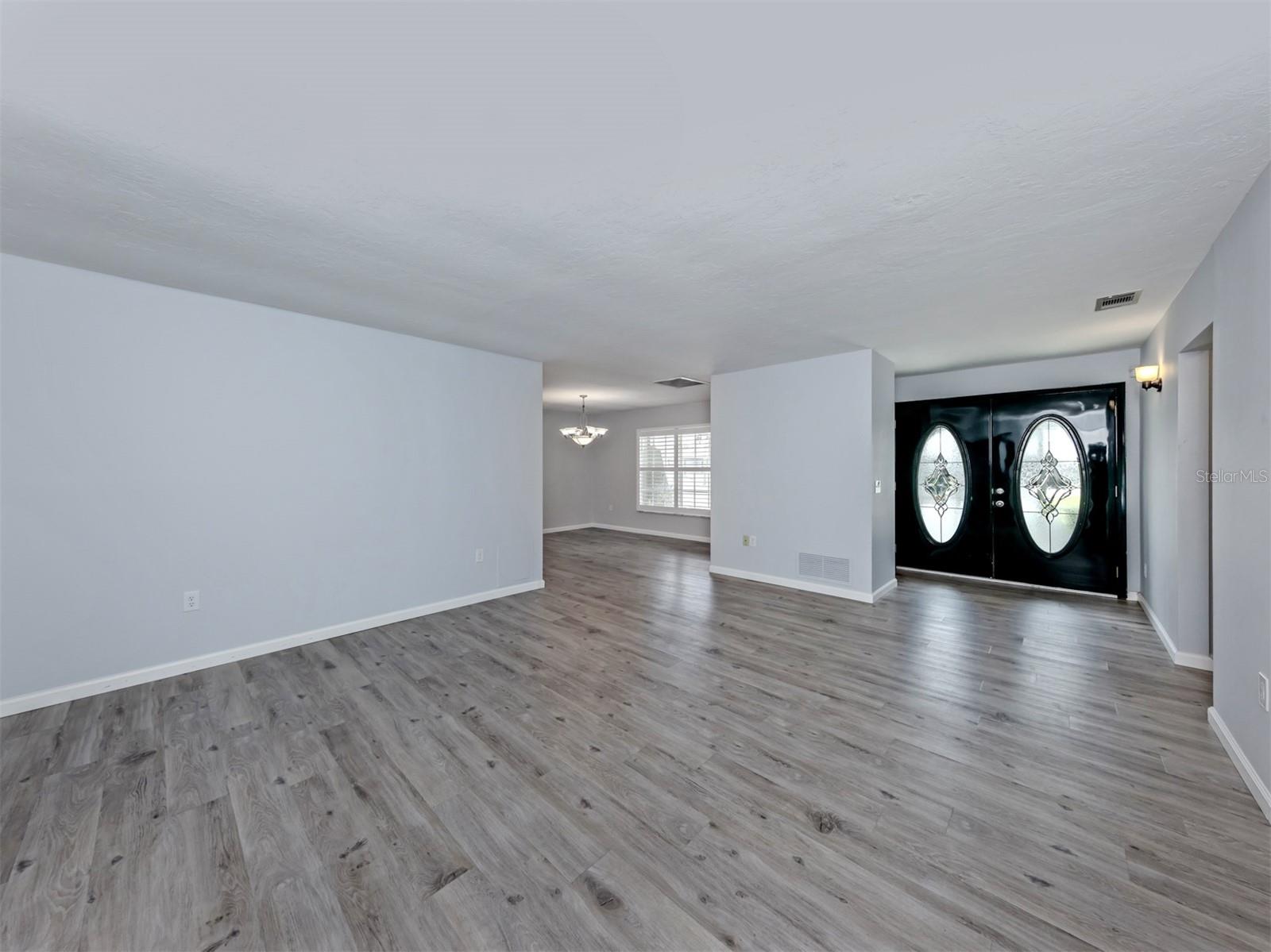 1720 SANDY CT, VENICE, FL — photo 3