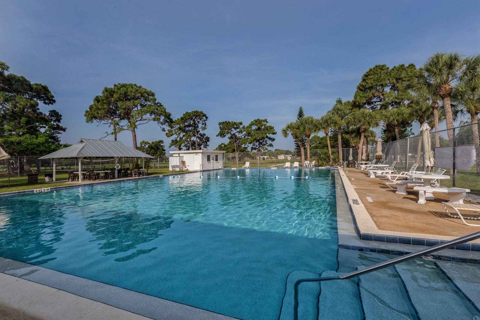 1720 SANDY CT, VENICE, FL — photo 25