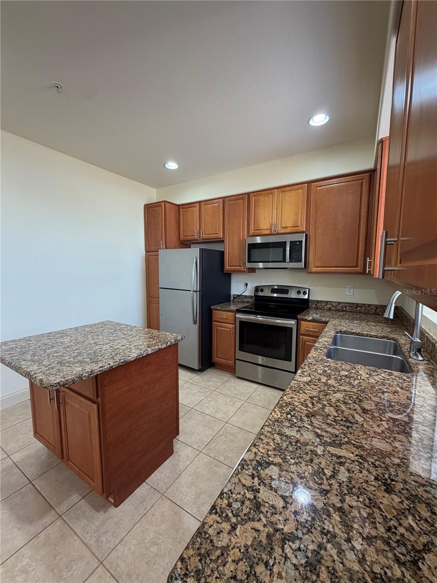 2404 BELLA VISTA DR, DAVENPORT, FL — photo 13