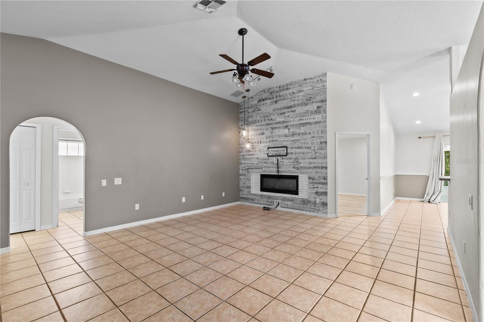 1935 WESTPOINTE CIR, ORLANDO, FL — photo 5