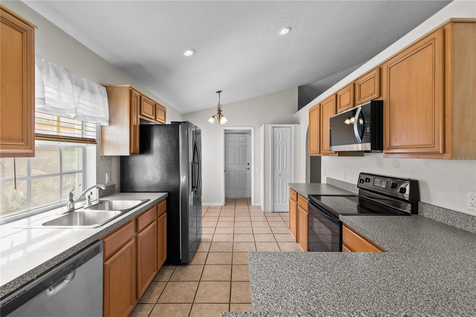 1935 WESTPOINTE CIR, ORLANDO, FL — photo 8
