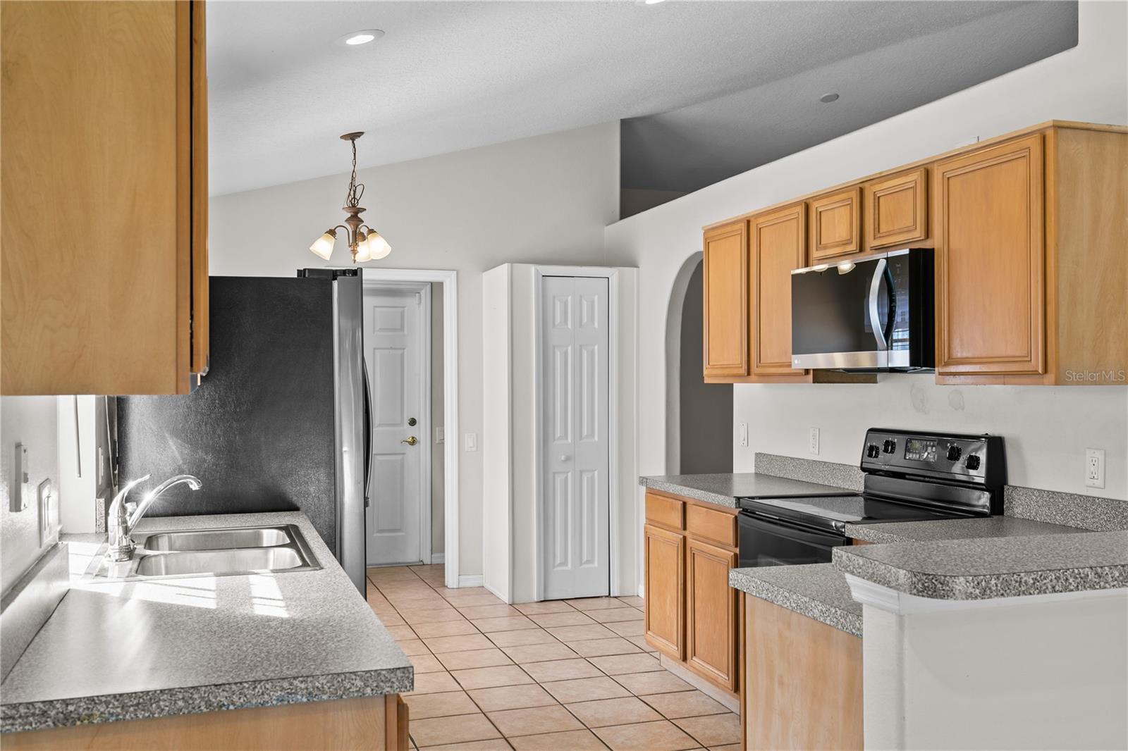 1935 WESTPOINTE CIR, ORLANDO, FL — photo 10