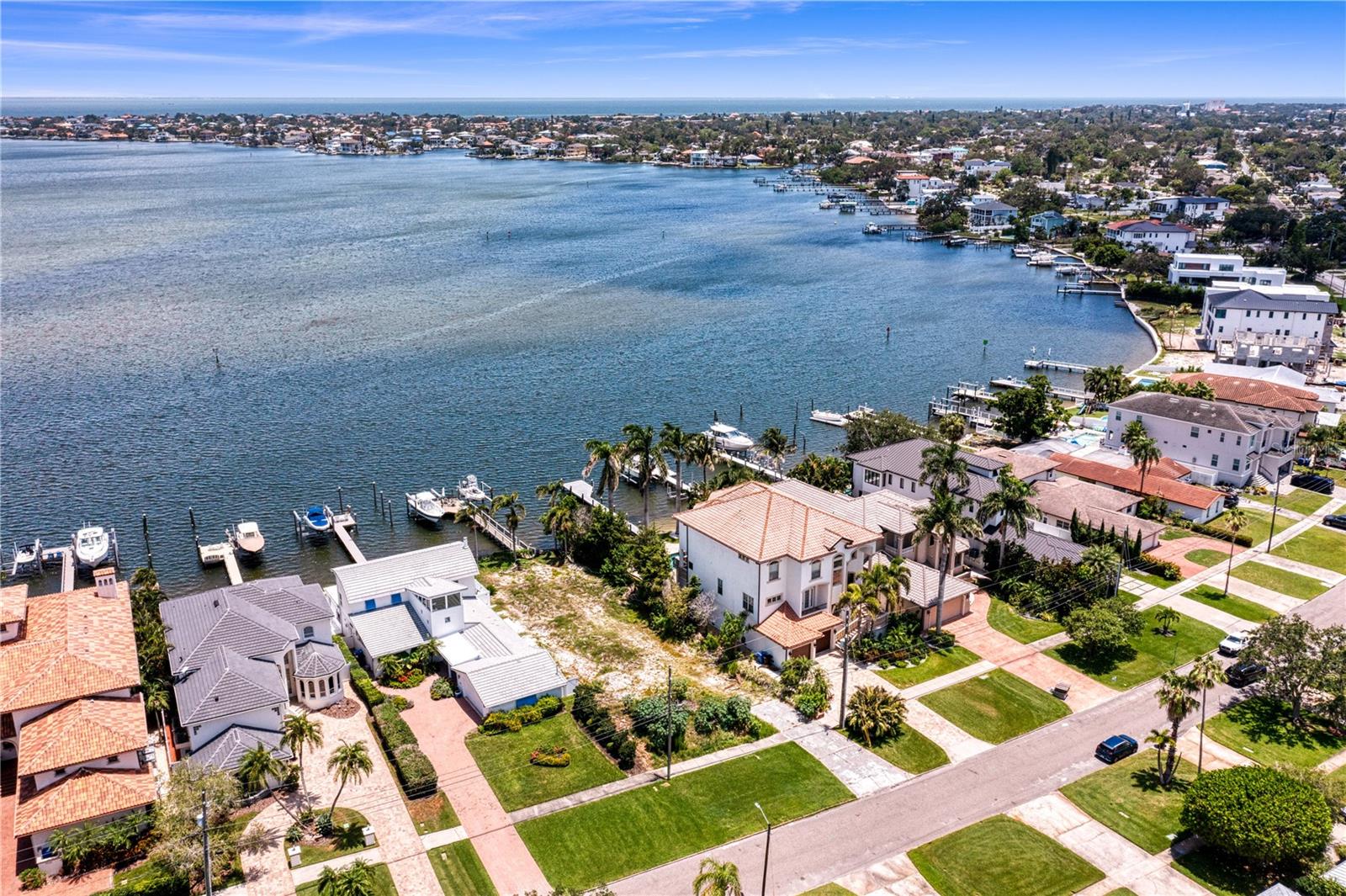 6527 BAYOU GRANDE BLVD NE, ST PETERSBURG, FL — photo 15