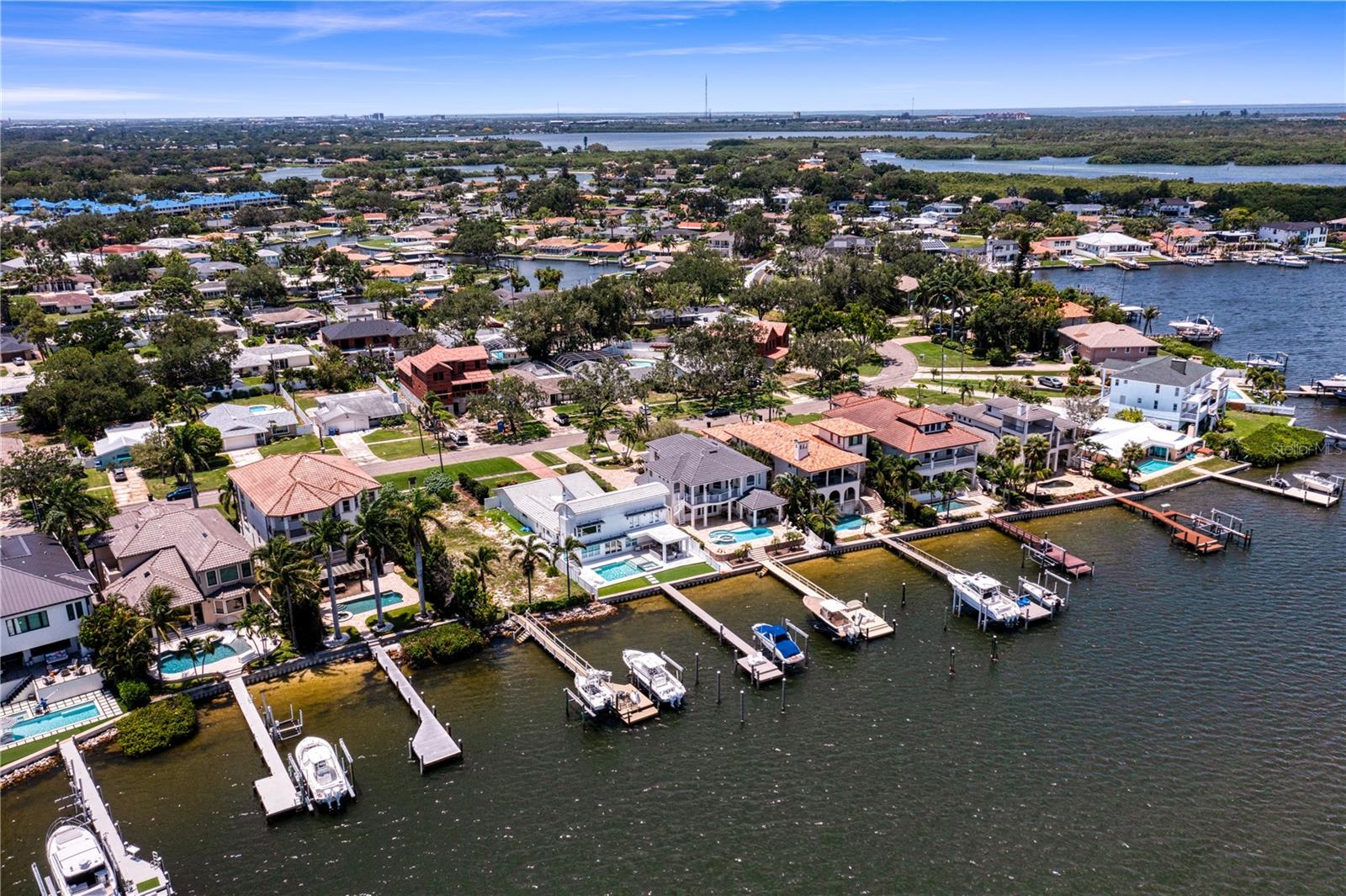 6527 BAYOU GRANDE BLVD NE, ST PETERSBURG, FL — photo 17