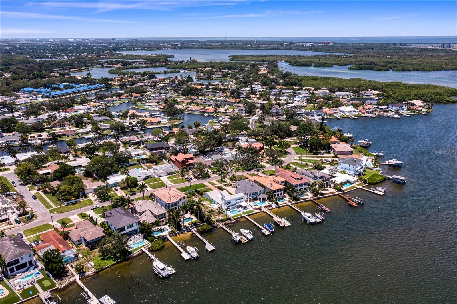 6527 BAYOU GRANDE BLVD NE, ST PETERSBURG, FL — photo 25
