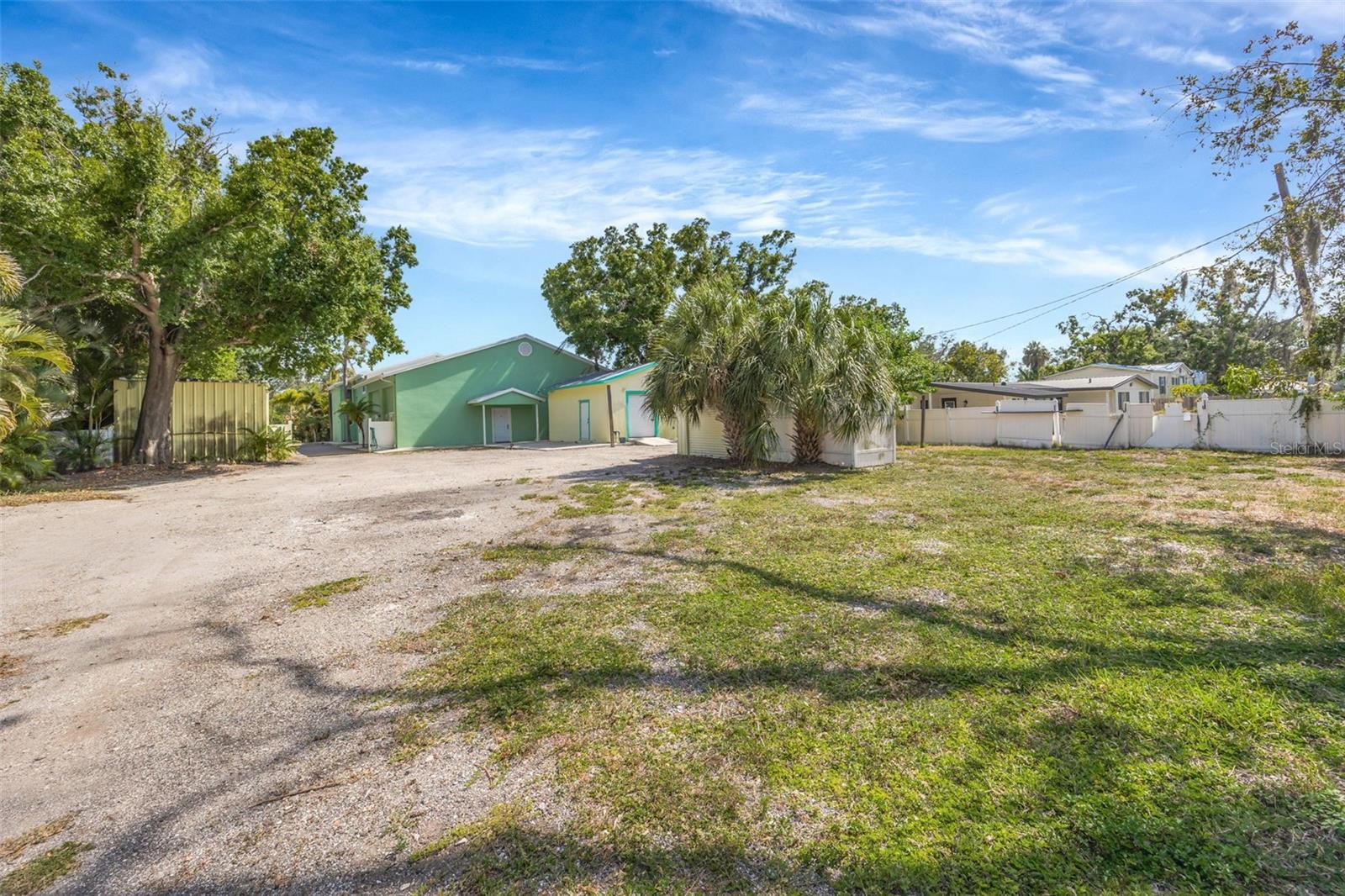 826 W SHELL POINT ST, RUSKIN, FL — photo 4