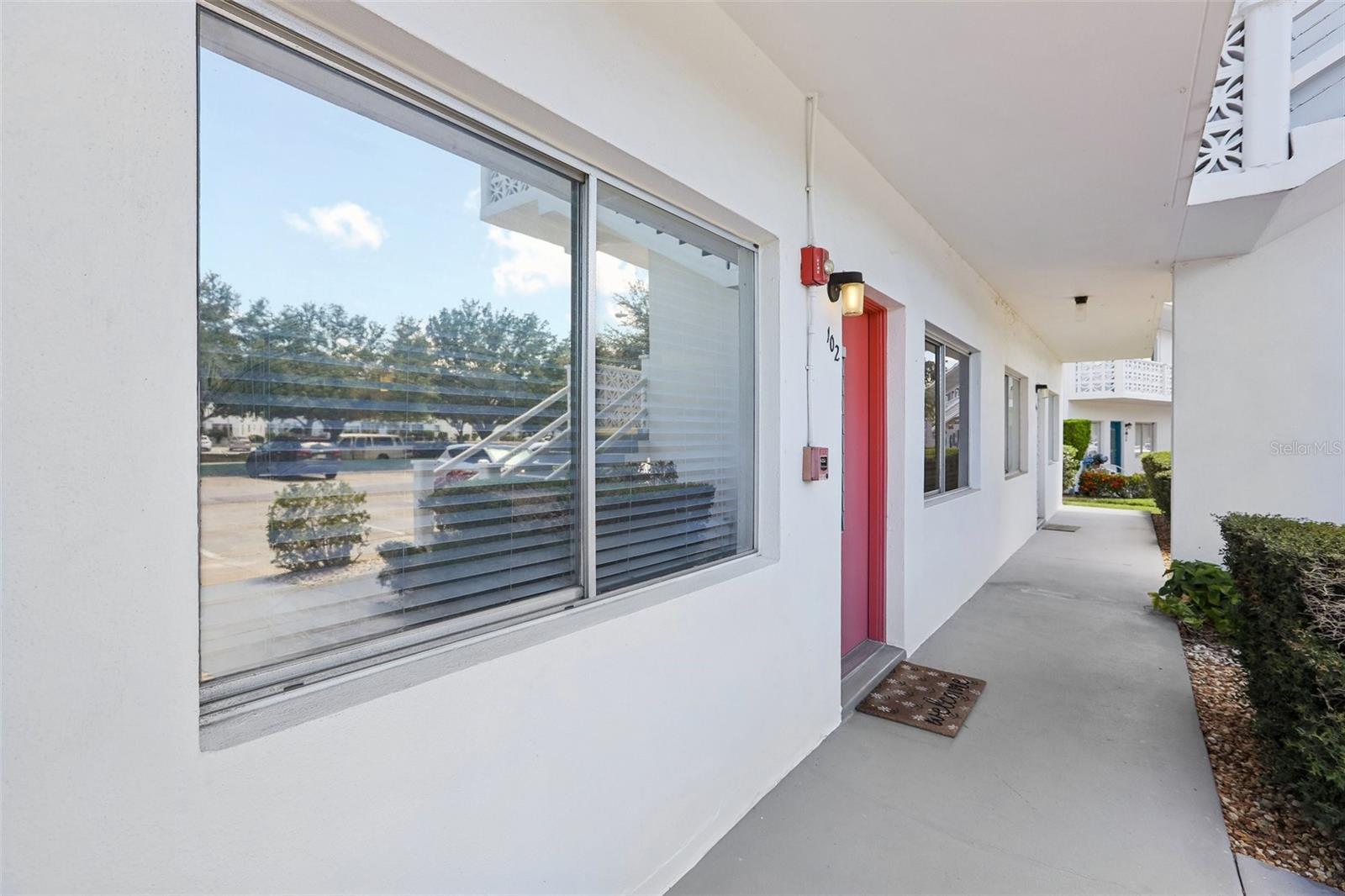 11225 82ND AVE #102, SEMINOLE, FL — photo 2