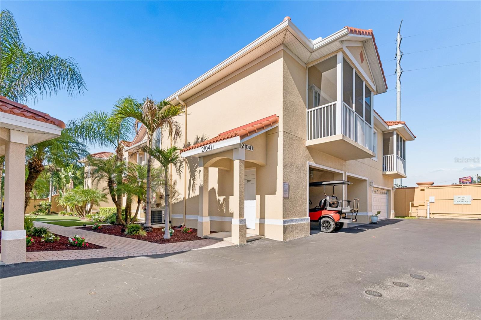 21041 SUNPOINT WAY #201, LUTZ, FL — photo 2