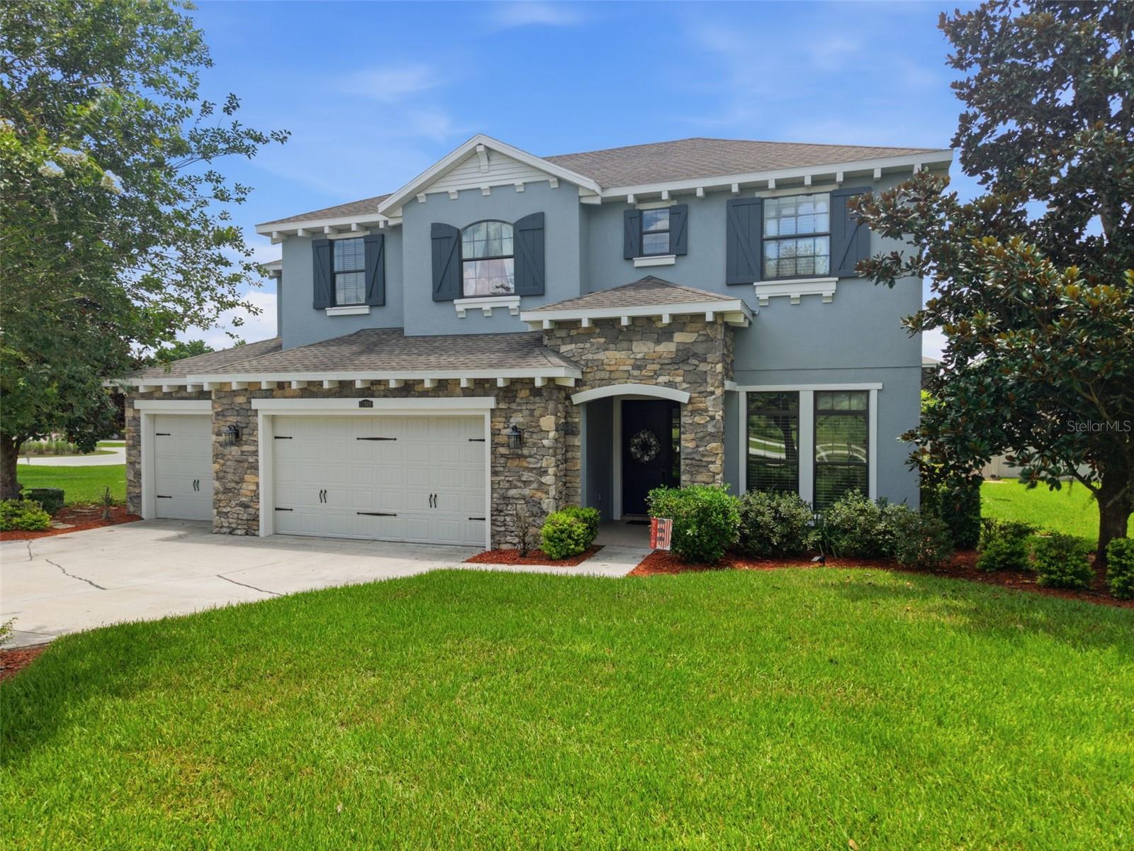 17909 HOWSMOOR PL, LUTZ, FL