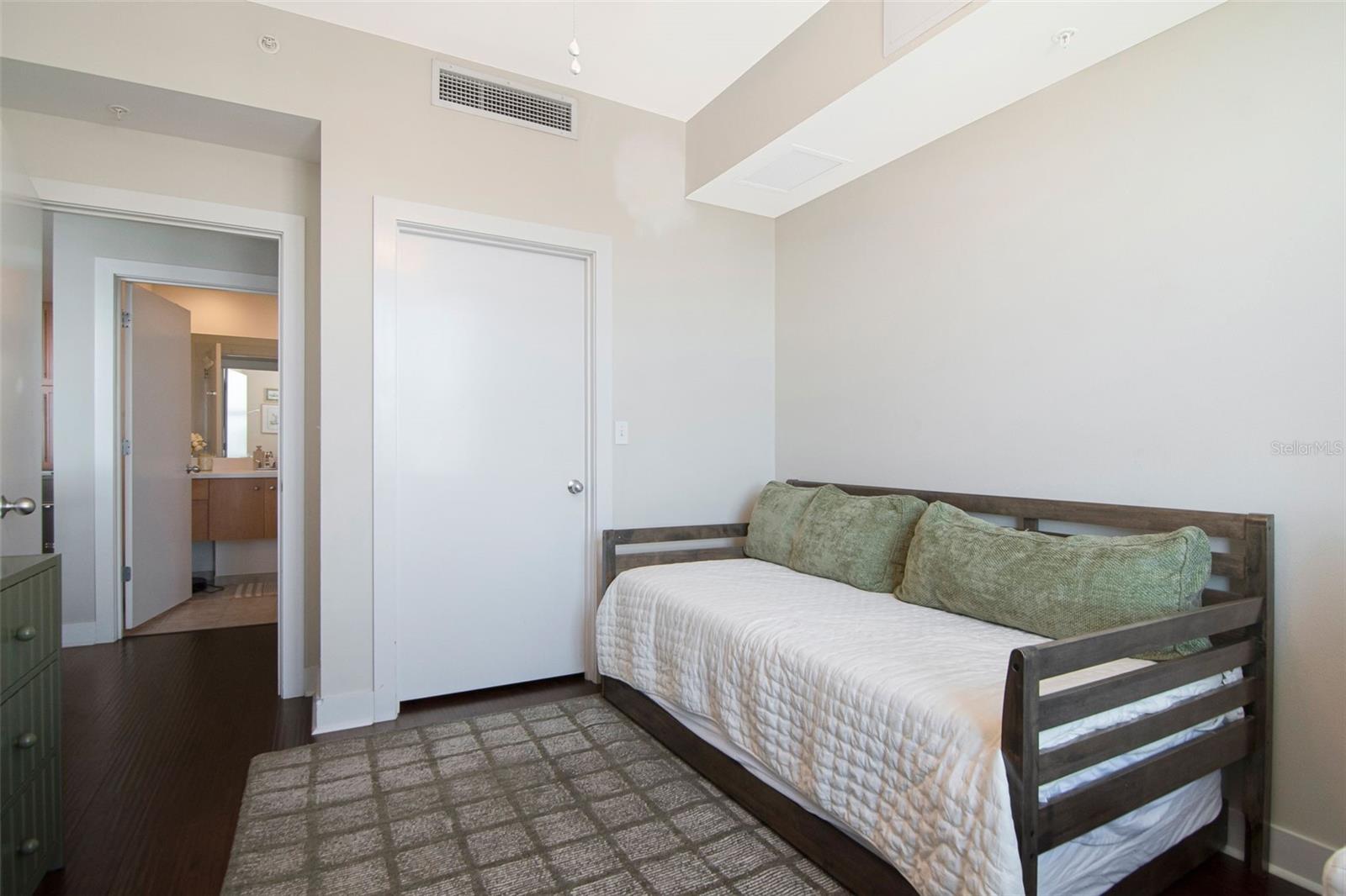 1120 E KENNEDY BLVD #1211, TAMPA, FL — photo 32