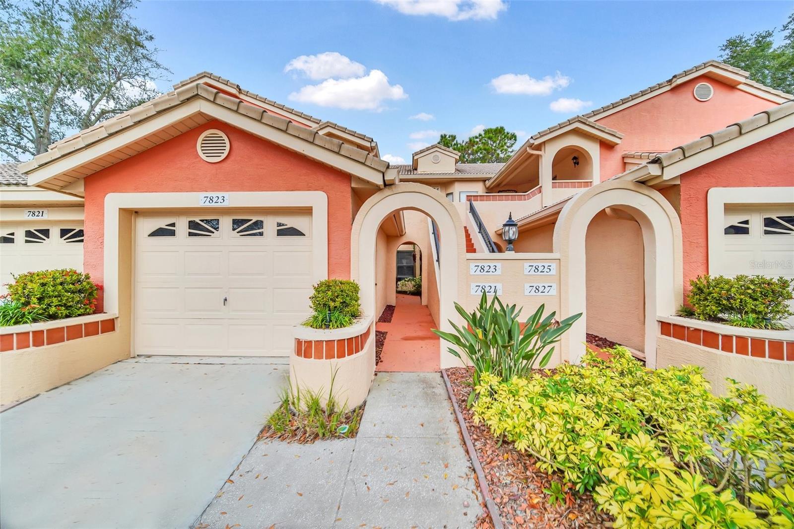 7823 SUGAR BEND DR #7823, ORLANDO, FL