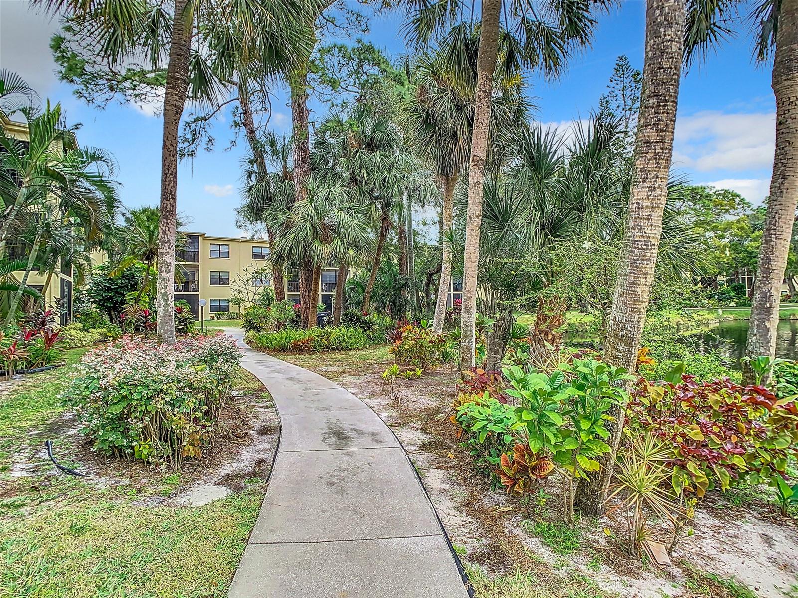 425 30TH AVE W #C212, BRADENTON, FL — photo 25