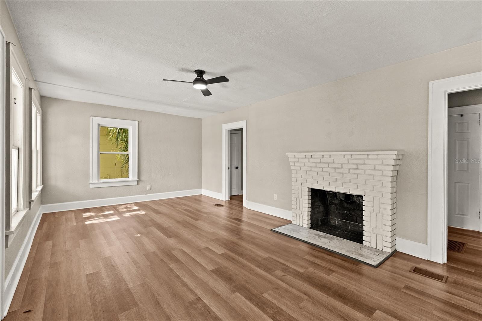2329 7 ST S, ST PETERSBURG, FL — photo 12