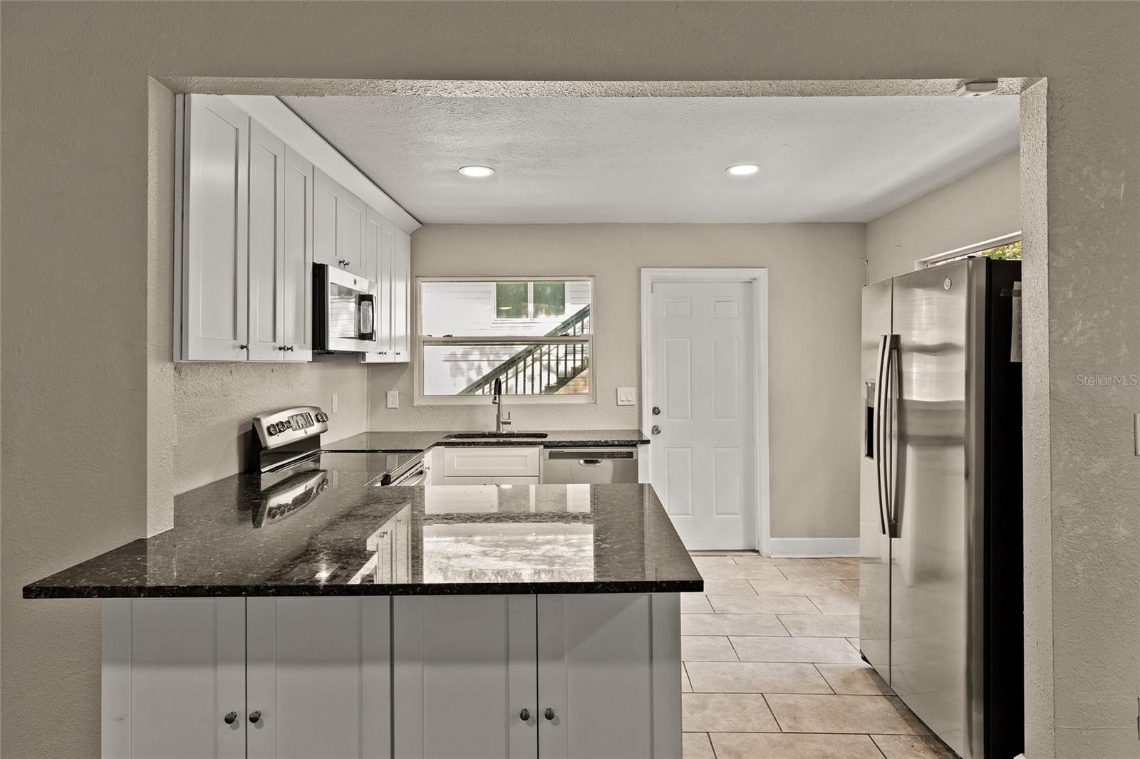 2329 7 ST S, ST PETERSBURG, FL — photo 22