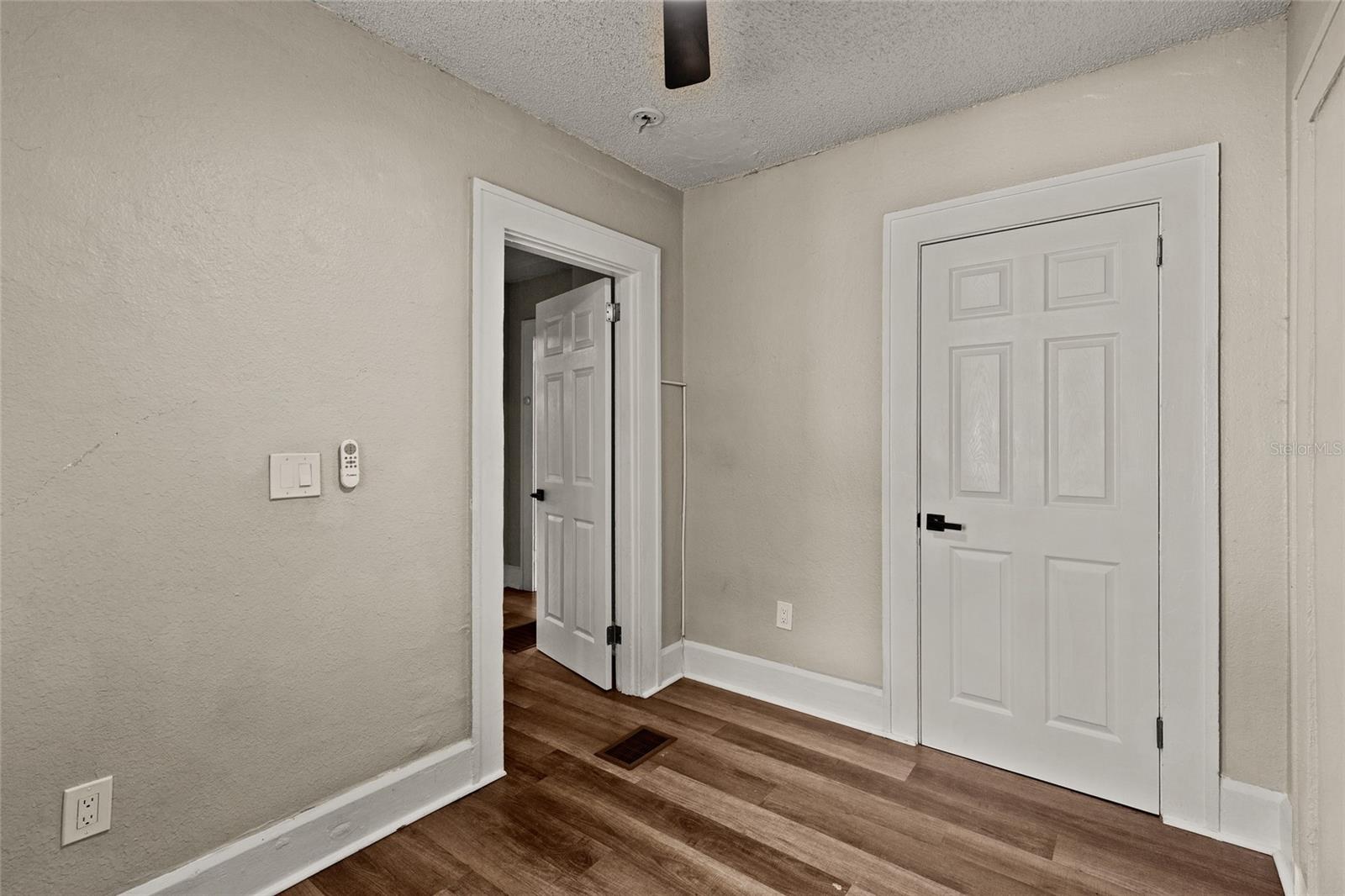 2329 7 ST S, ST PETERSBURG, FL — photo 24