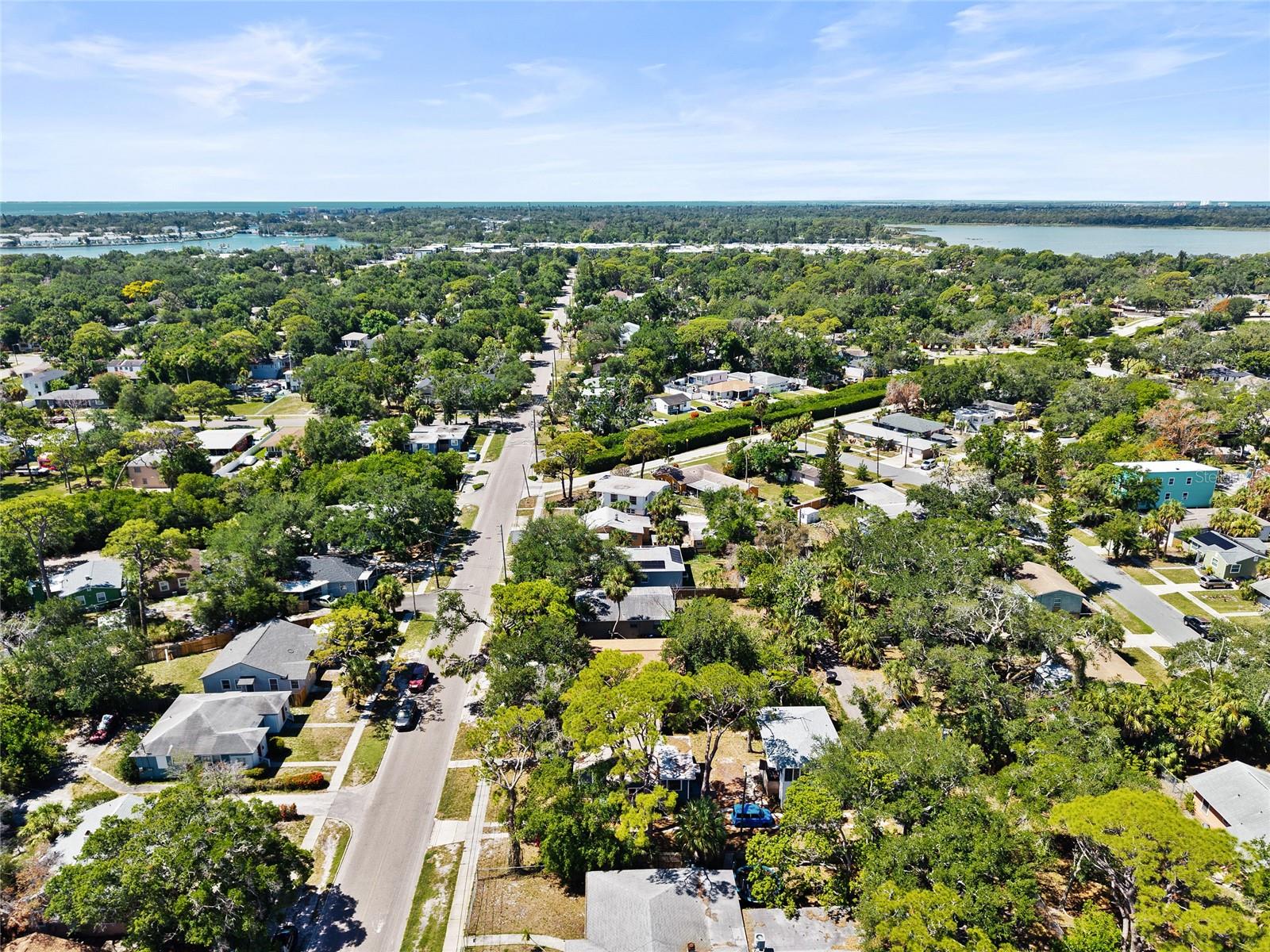 2329 7 ST S, ST PETERSBURG, FL — photo 41