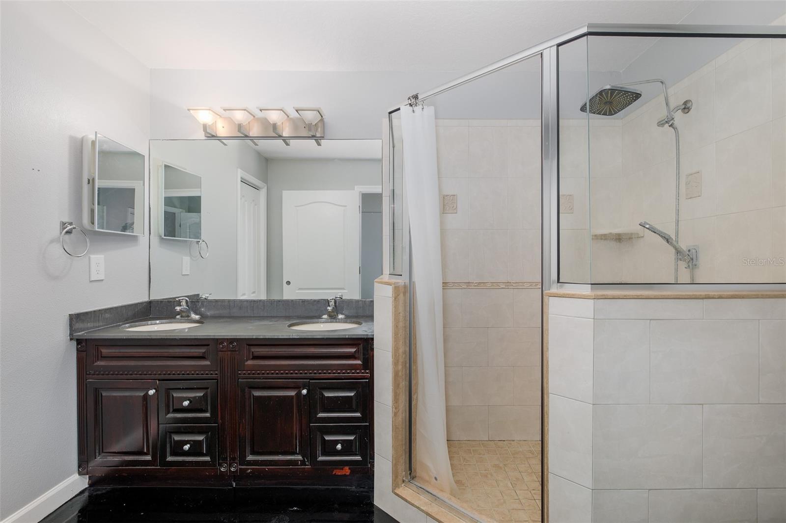 2989 ESTANCIA PL, CLEARWATER, FL — photo 25