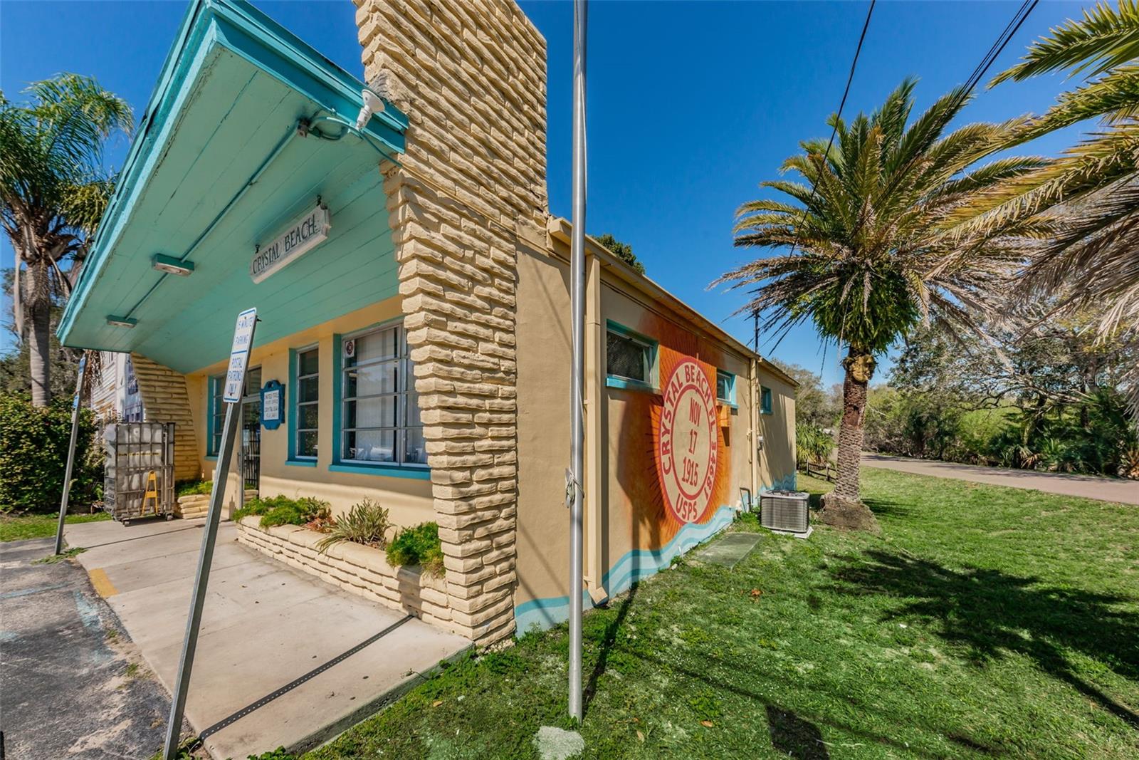 412 PENNSYLVANIA AVE, PALM HARBOR, FL — photo 46