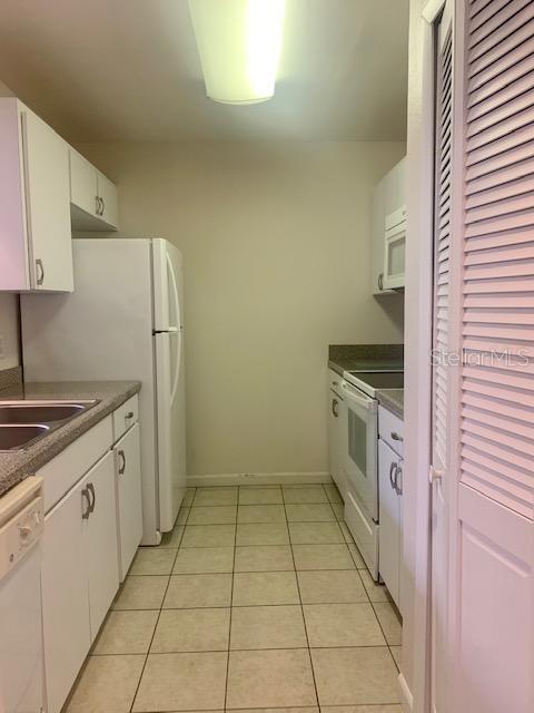 498 CLUB DR, WINTER SPRINGS, FL — photo 8