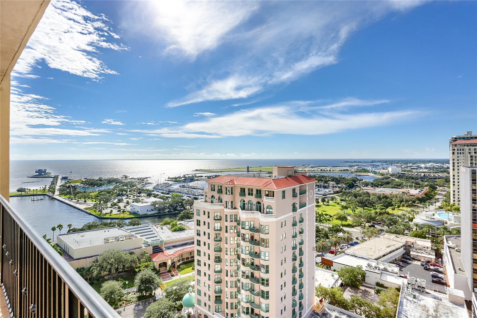 300 BEACH DR NE #1904, ST PETERSBURG, FL — photo 2