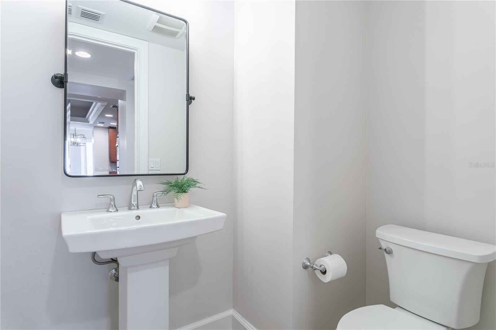 300 BEACH DR NE #1904, ST PETERSBURG, FL — photo 18