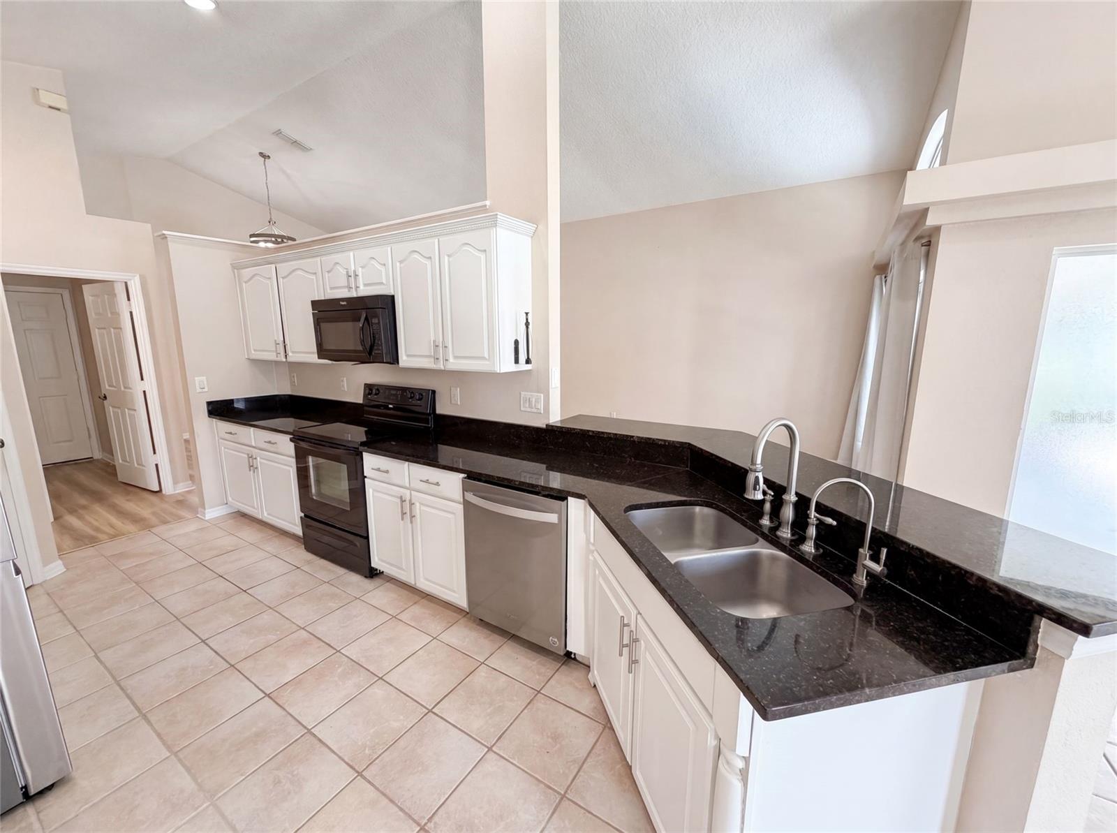 1619 RIVER BIRCH AVE, OVIEDO, FL — photo 2