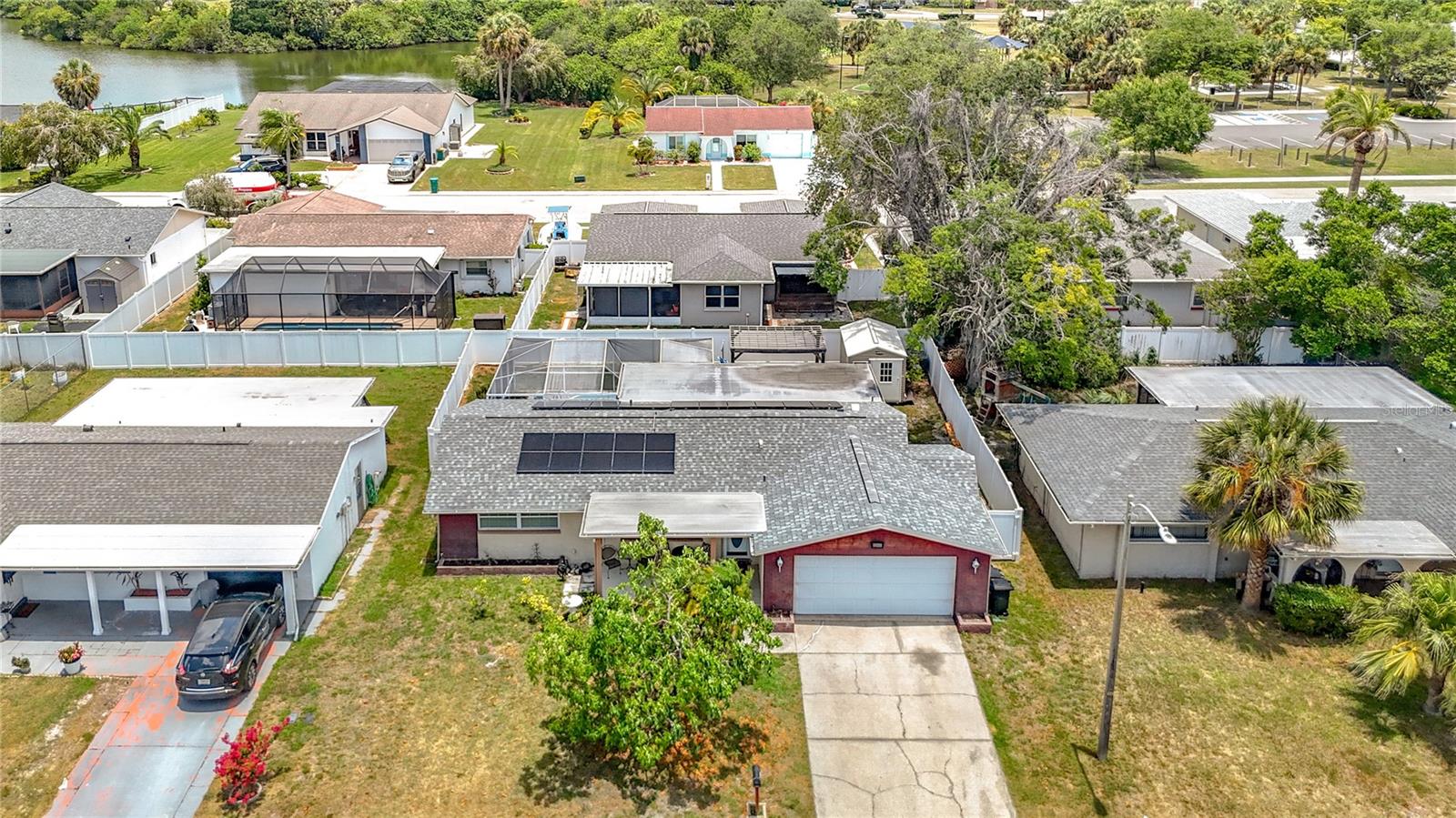 8944 LEDGESTONE LN, PORT RICHEY, FL — photo 2