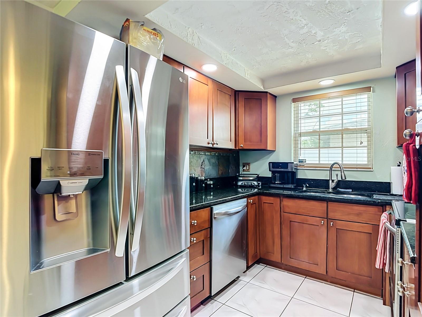 8944 LEDGESTONE LN, PORT RICHEY, FL — photo 16