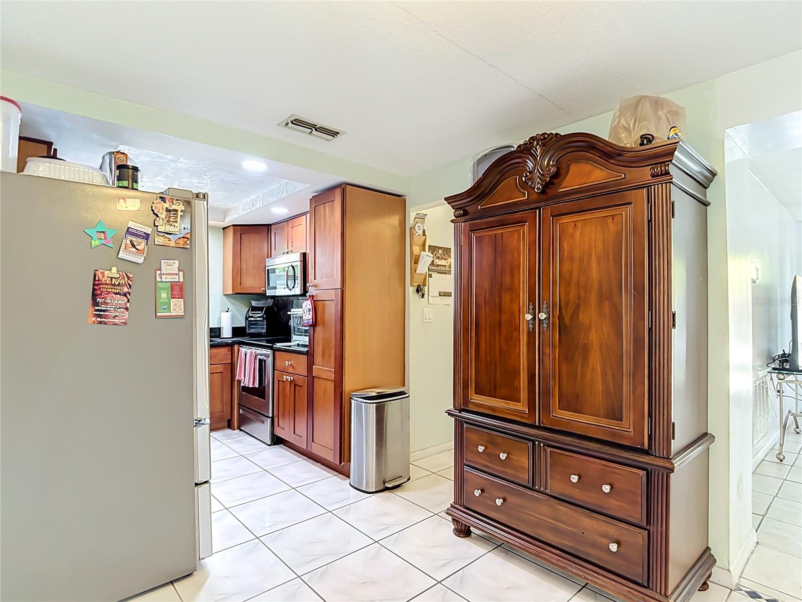 8944 LEDGESTONE LN, PORT RICHEY, FL — photo 17