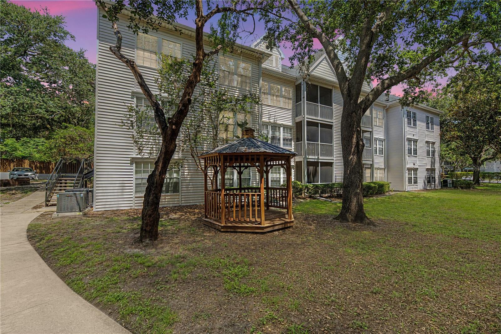 3266 HAVILAND CT #303, PALM HARBOR, FL