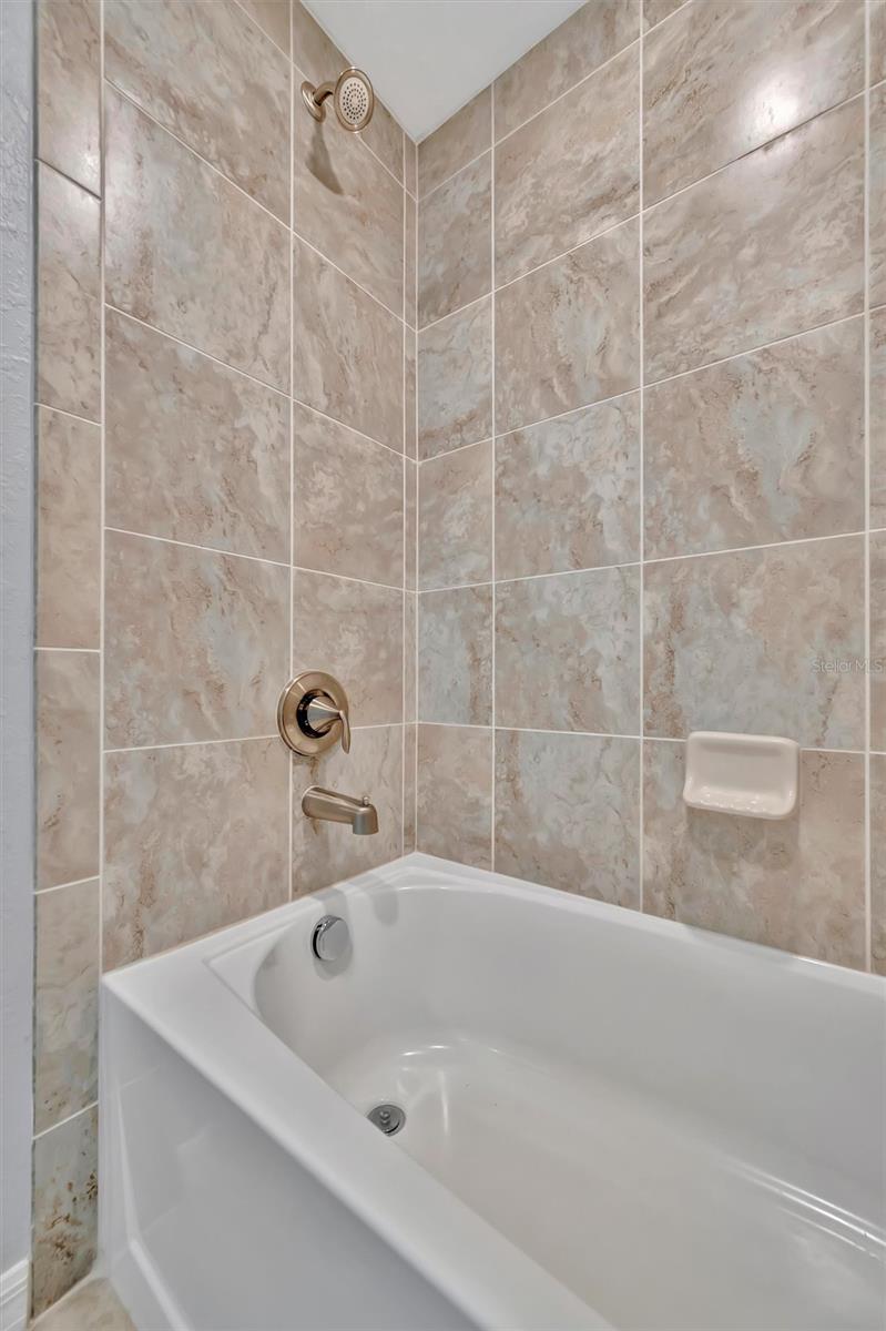 947 TIDEWATER SHORES LOOP, BRADENTON, FL — photo 48