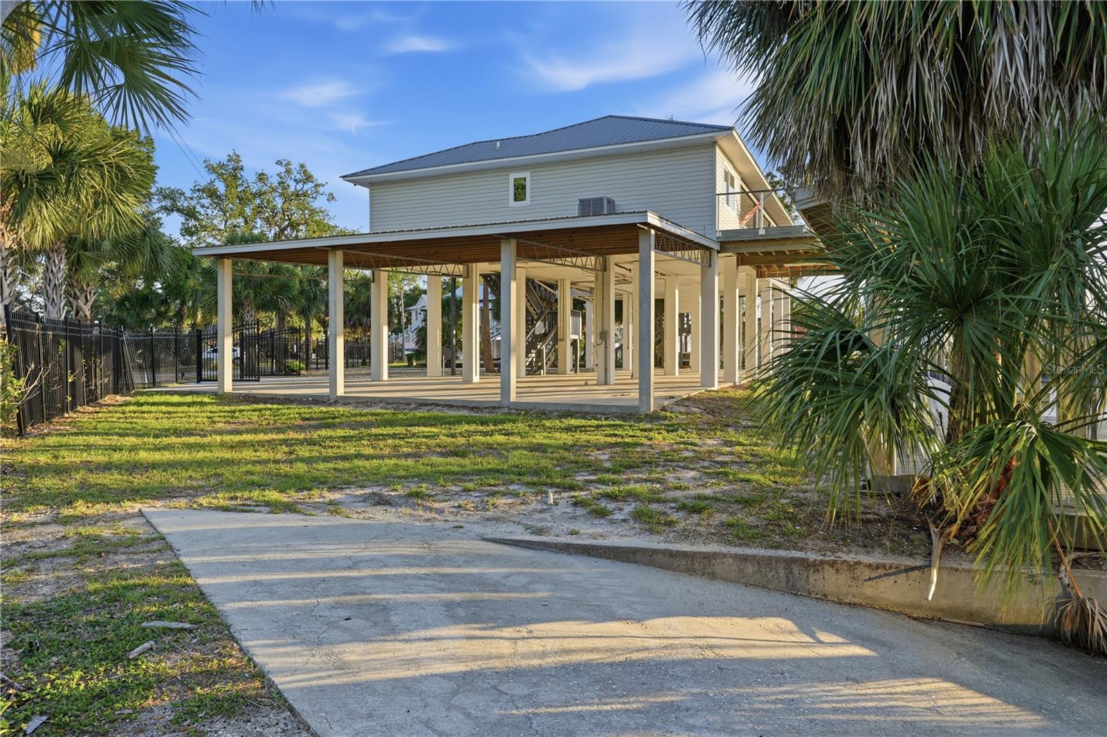 38 SE 195TH ST, SUWANNEE, FL — photo 41