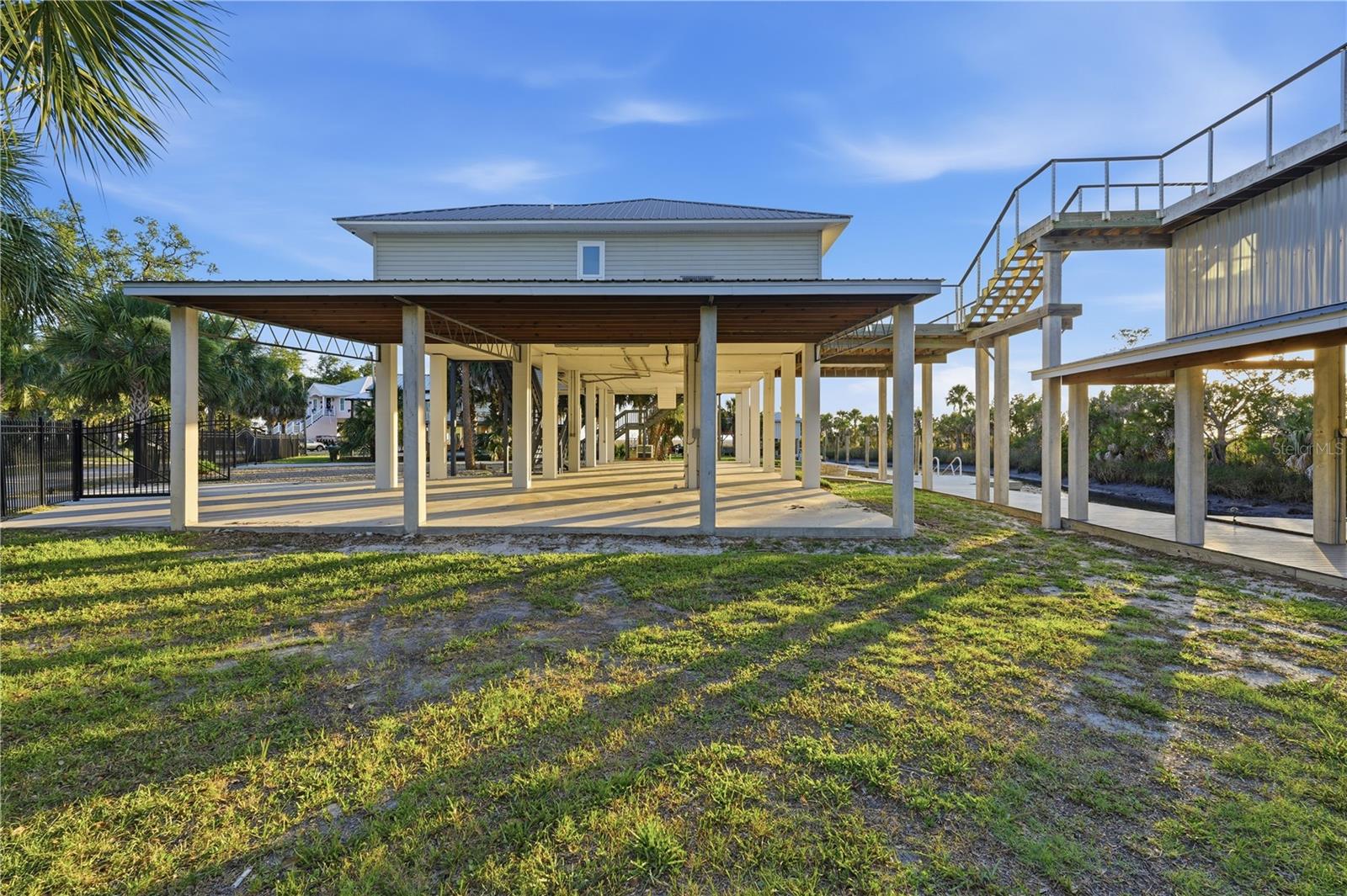 38 SE 195TH ST, SUWANNEE, FL — photo 42