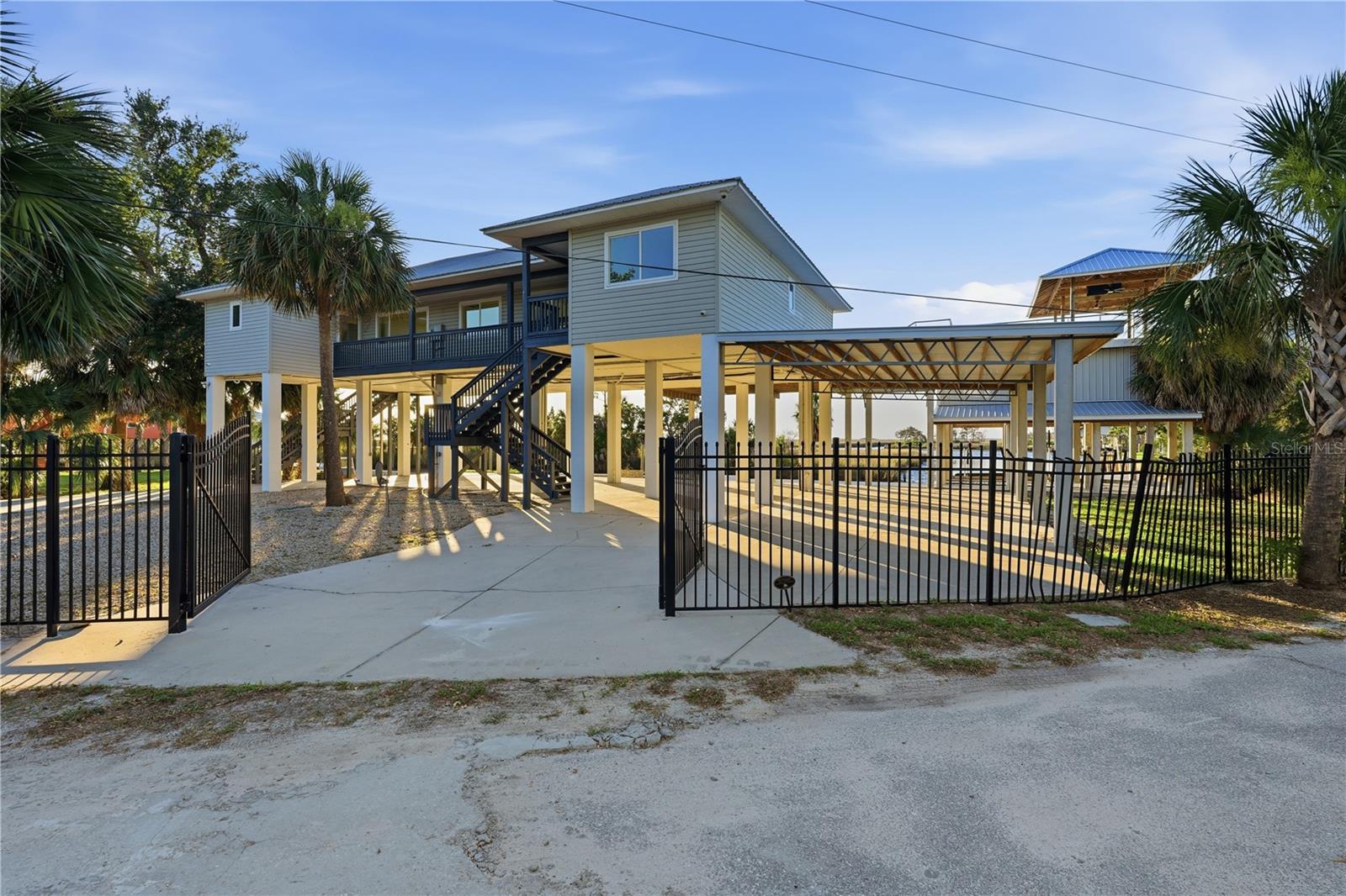 38 SE 195TH ST, SUWANNEE, FL — photo 63