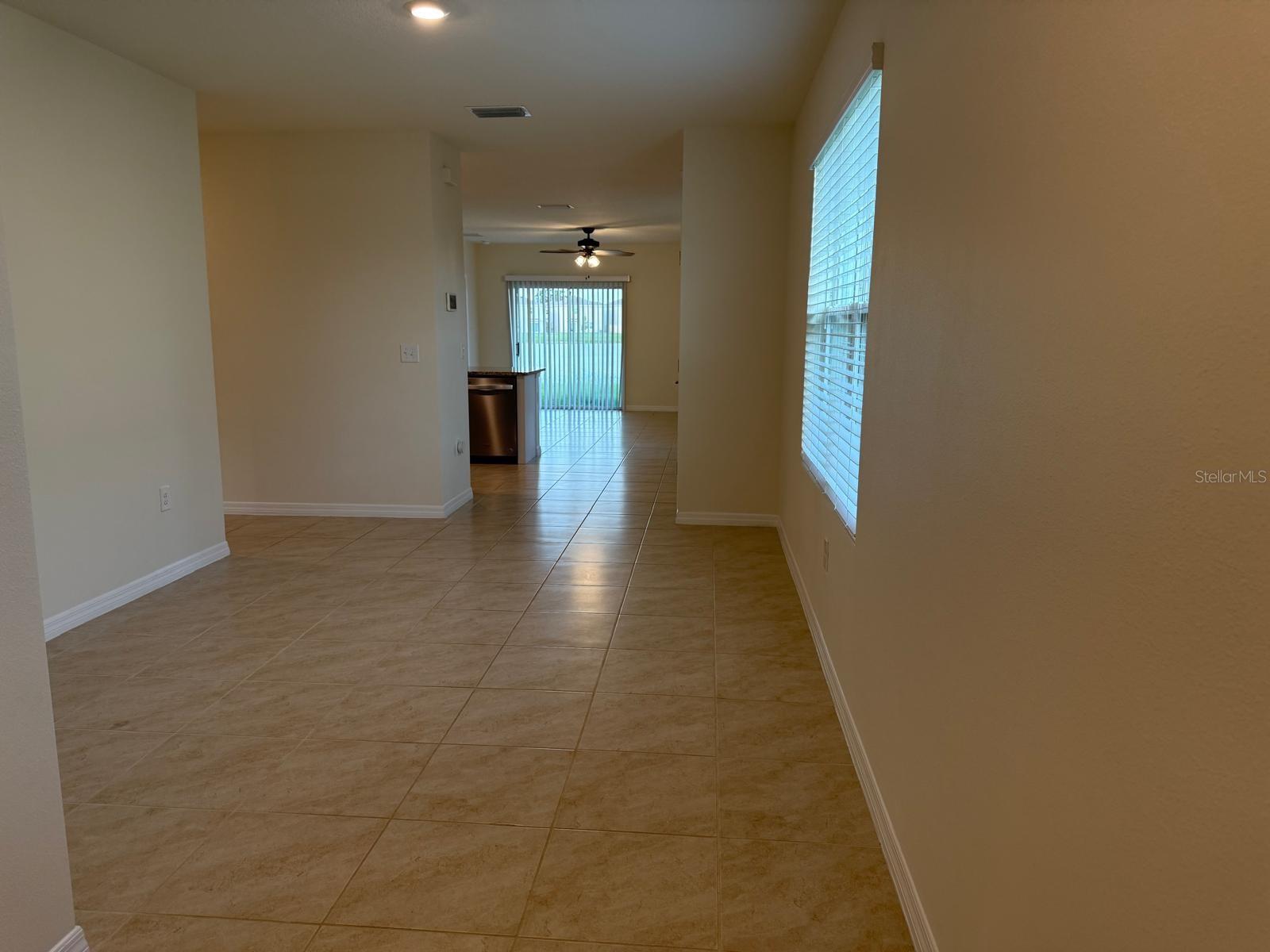 10864 PENNY GALE LOOP, SAN ANTONIO, FL — photo 5