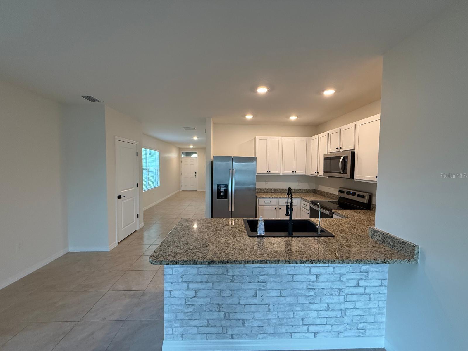 10864 PENNY GALE LOOP, SAN ANTONIO, FL — photo 23